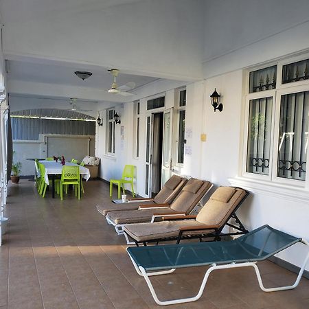 MauriSoleil Self-Catering Guesthouse - Flic-en-Flacq Exterior foto