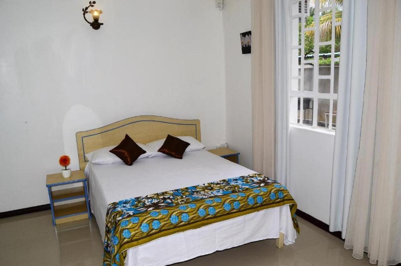 MauriSoleil Self-Catering Guesthouse - Flic-en-Flacq Exterior foto